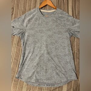 Men's Lululemon Blue and Gray Shirt